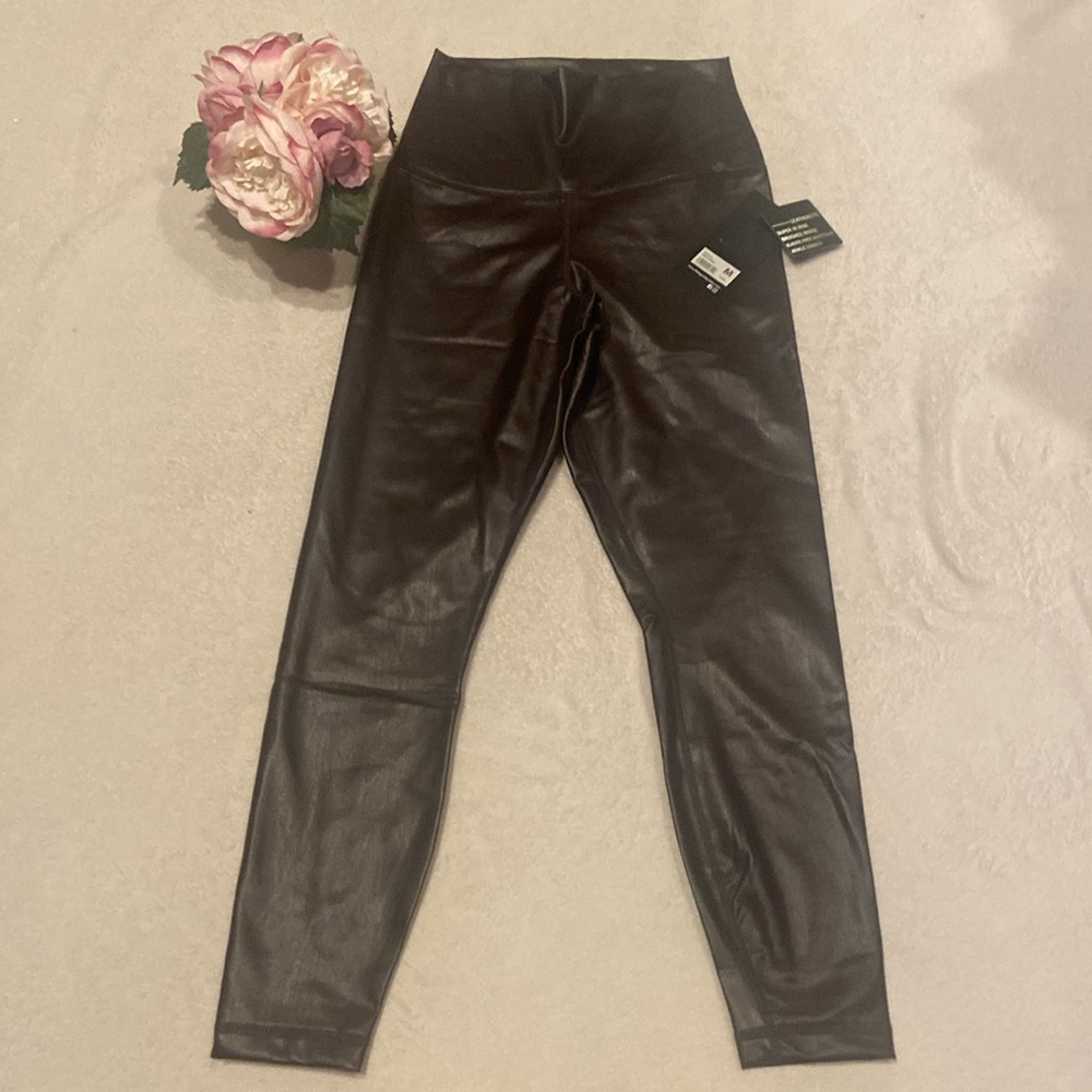 90 DEGREE BY REFLEX NWT Size M HI RISE ANKLE LENGTH Pants Dark Cherry